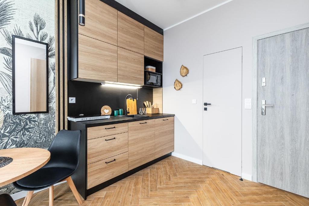 Modern studio AC Batorego by VAYA STAYS B – zdjęcie 5