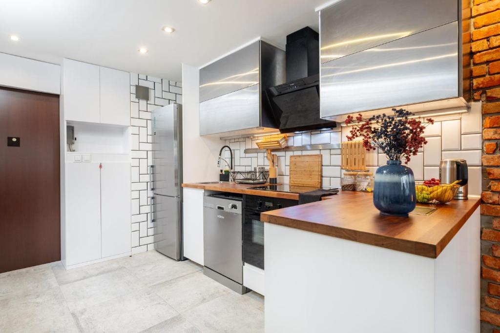 CHMIELNA 106B CENTRUM by VAYA STAYS – zdjęcie 4