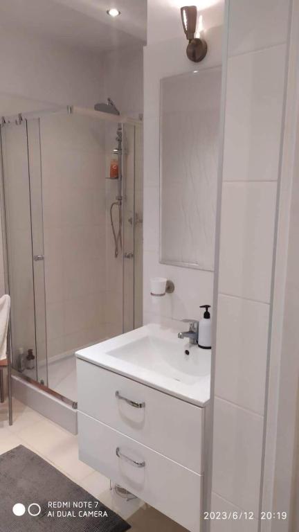 Poczuj się jak w domu! by VAYA STAYS – zdjęcie 11