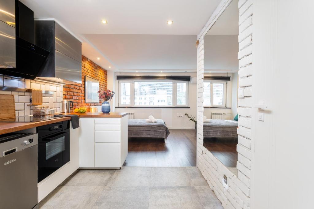 CHMIELNA 106B CENTRUM by VAYA STAYS – zdjęcie 11
