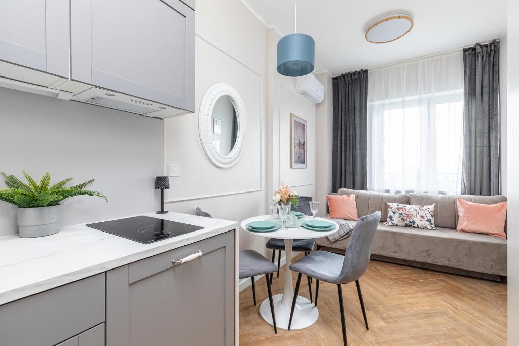 Modern studio AC Batorego by VAYA STAYS A – zdjęcie 4